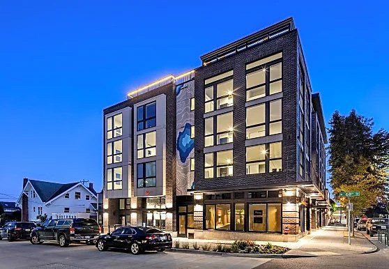 Phinney Flats, 6726 Greenwood Ave N Seattle, WA 98103